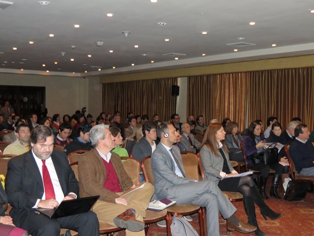 Vinos de Chile organises seminar on Social Responsibility with high representatives of Chilean authorities